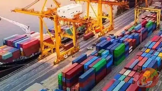 கொள்கலன்களை அனுமதிப்பதில் ஏற்பட்டிருந்த நெரிசல் தற்போது முடிவுக்கு கொண்டுவரப்பட்டுள்ளதாக இலங்கை சுங்கம் தெரிவித்துள்ளது.