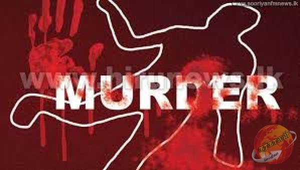 இரு குழுக்களிடையே ஏற்பட்ட தகராறில் இளைஞர் ஒருவர் கூரிய ஆயுதத்தால் தாக்கப்பட்டு கொலை