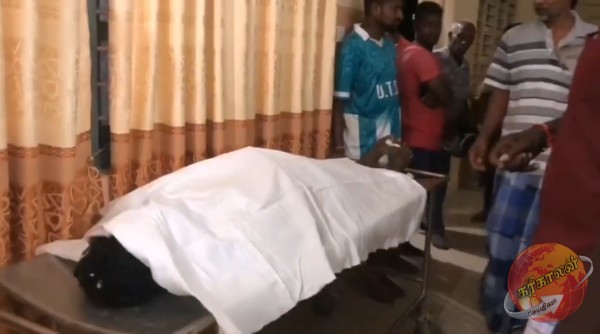 வவுனியாவில் யானை தாக்குதலுக்குள்ளாகி நேற்று இரவு ஒருவர் உயிரிழந்துள்ளார்.