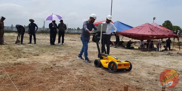 செம்மணி பகுதியில் ஸ்கேன் நடவடிக்கைகள் இன்றைய தினம் (04) முன்னெடுக்கப்பட்டது.