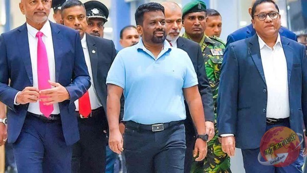 ஜனாதிபதி கென்னடி சர்வதேச விமான நிலையத்திலிருந்து ஜப்பான் நோக்கிப் புறப்பட்டுச் சென்றுள்ளதாக தெரிவிக்கப்படுகிறது.