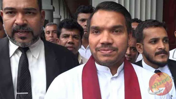 நாமல் ராஜபக்ஷவுக்கு எதிரான “கிரிஷ்“ வழக்கு தொடர்பில் கோட்டை நீதவான் நீதிமன்றில் உள்ள வழக்கு அறிக்கையை டிசம்பர் 18 ஆம் திகதிக்கு முன்னர் நீதிமன்றில்