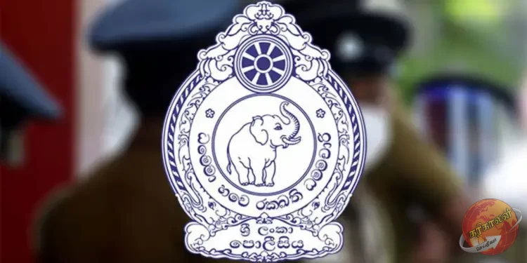 கடந்த ஆண்டில் சுமார் 350 பொலிஸ் அதிகாரிகள் பணிநீக்கம் செய்யப்பட்டுள்ளதாக பொது பாதுகாப்பு அமைச்சர் ஆனந்த விஜேபால தெரிவித்துள்ளார்.