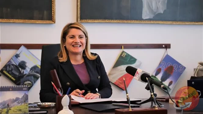 இத்தாலியின் வெளிநாட்டு அலுவல்கள் மற்றும் சர்வதேச ஒத்துழைப்புக்கான பிரதி அமைச்சர் மரியா த்ரிபோடி (Maria Tripodi) இன்று இலங்கையை வந்தடைந்தார்.