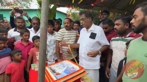 தமிழீழ விடுதலைப் புலிகளின் தலைவர் வே. பிரபாகரனின் 71 ஆவது பிறந்த தினம் இன்று வெட்டித்துறையில் கொண்டாடப்பட்டது.