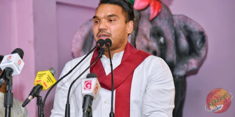இலங்கை பொதுஜன பெரமுன (SLPP) தேசிய அமைப்பாளர் நாடாளுமன்ற உறுப்பினர் நாமல் ராஜபக்ஷ பொலிஸ்மா அதிபரை (IGP) கடுமையாக விமர்சித்துள்ளார்.